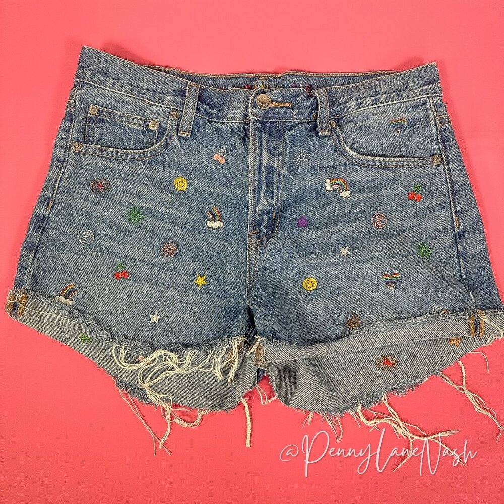 American Eagle Denim '90s Boyfriend Short Embroidered Indigo - Picture 3 of 12